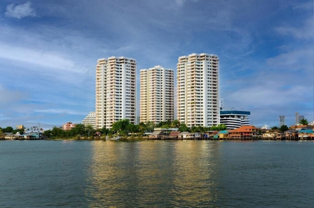 Отель Riverine Place 4*