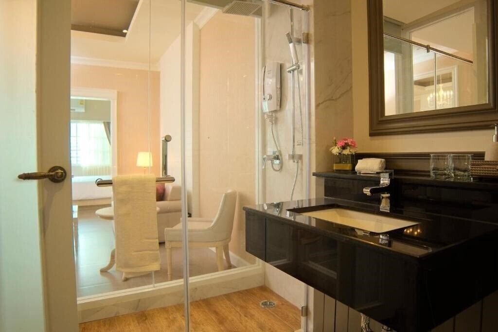 The Raya Surawong 3* фотосуреті