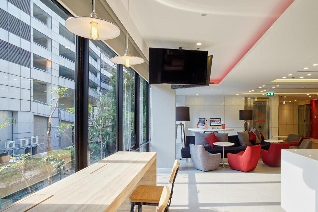 Red Planet Surawong 3* суреті