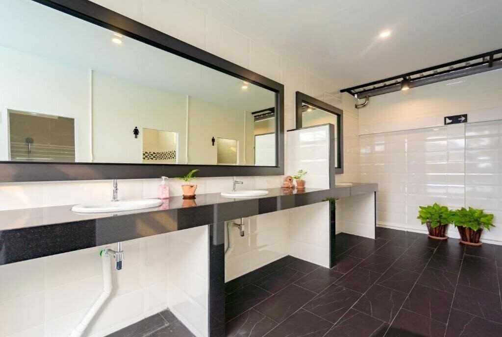 Suphan Lake Hometel 3* фотосуреті