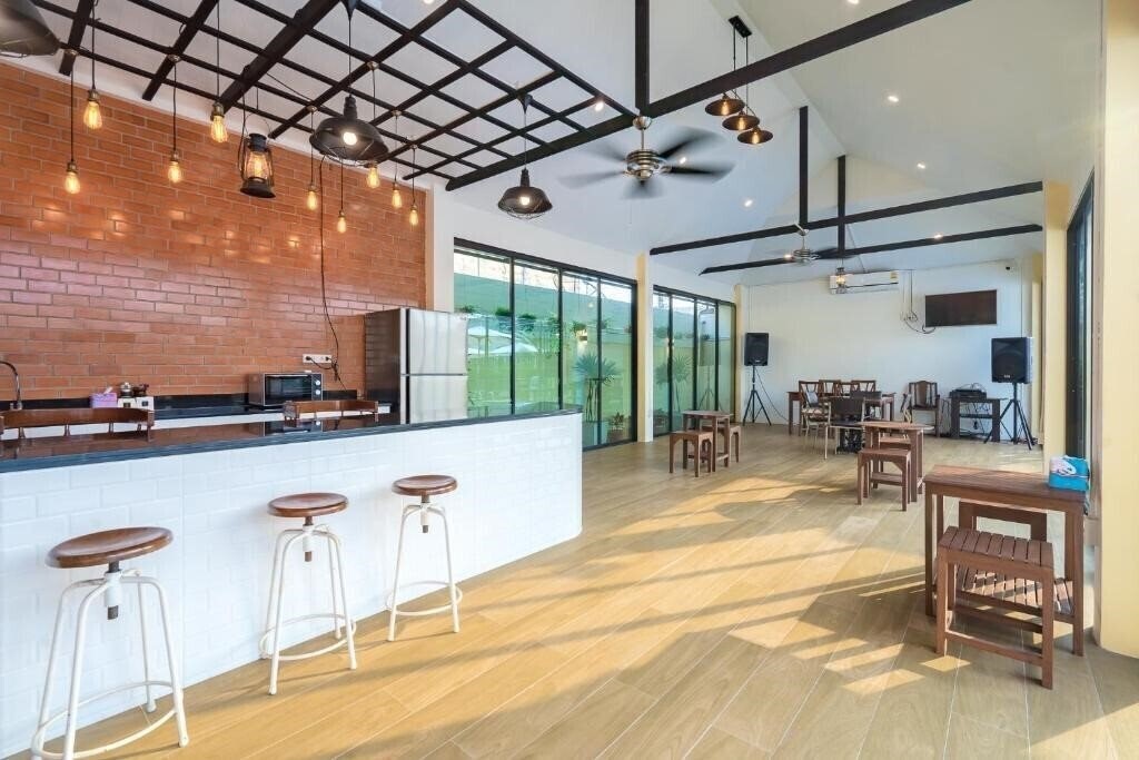 Suphan Lake Hometel 3* суреті