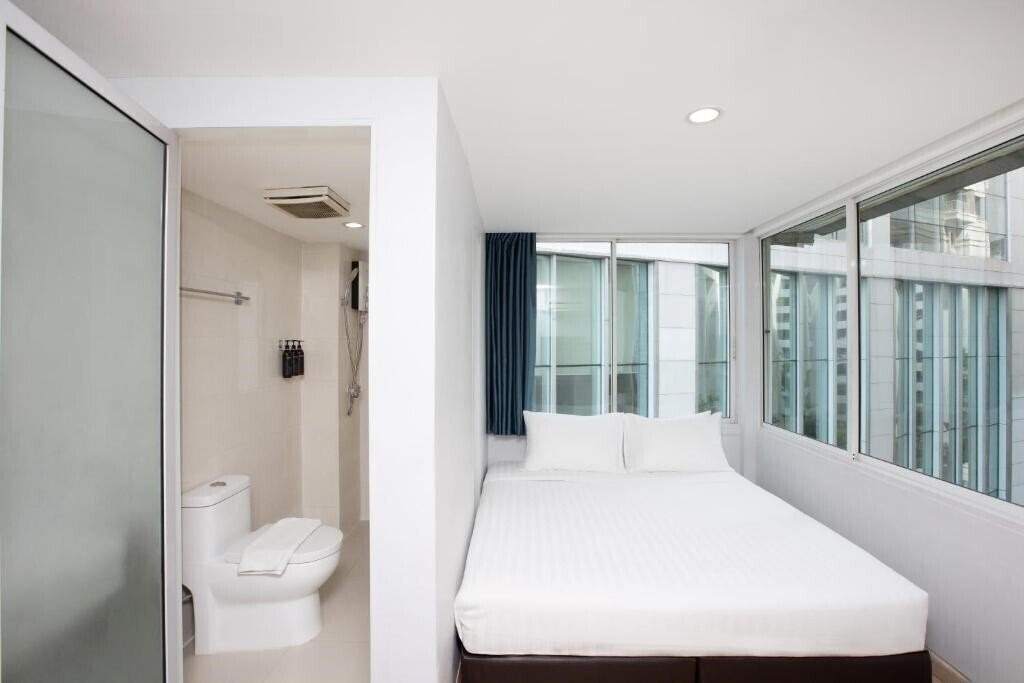 Nantra Sukhumvit 39 Hotel 3* фотосуреті