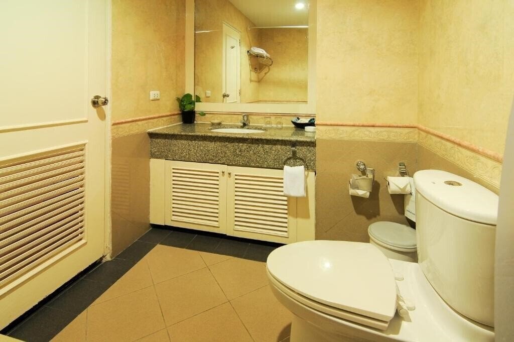 Фотография Admiral Suites Bangkok By Compass Hospitality 4*