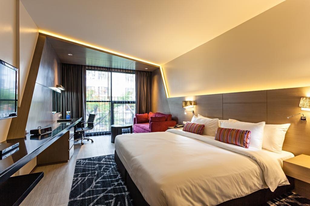 Best Western Premier Sukhumvit 4* суреті