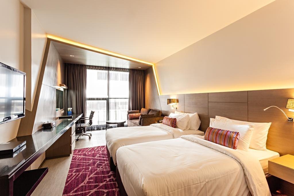 Best Western Premier Sukhumvit 4* суреті