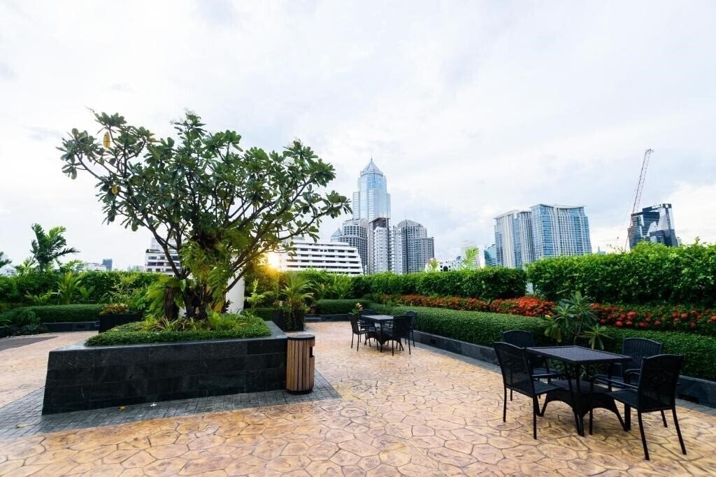 Lohas Suites Sukhumvit By Superhotel Japan 4* суреті