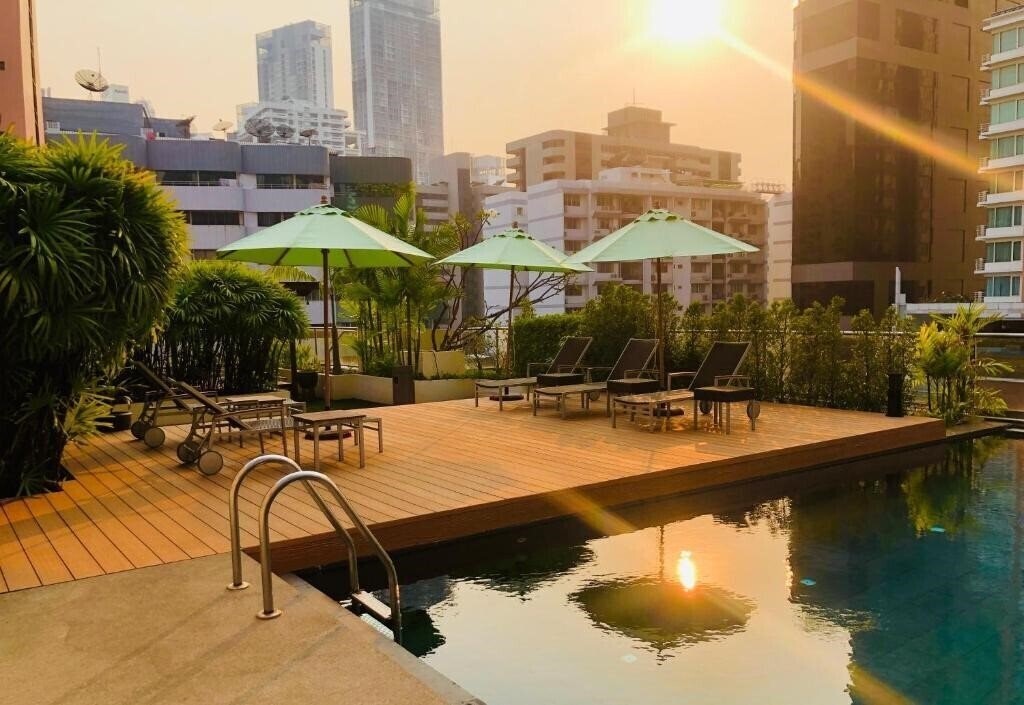Oakwood Residence Sukhumvit 24 Bangkok 4* суреті