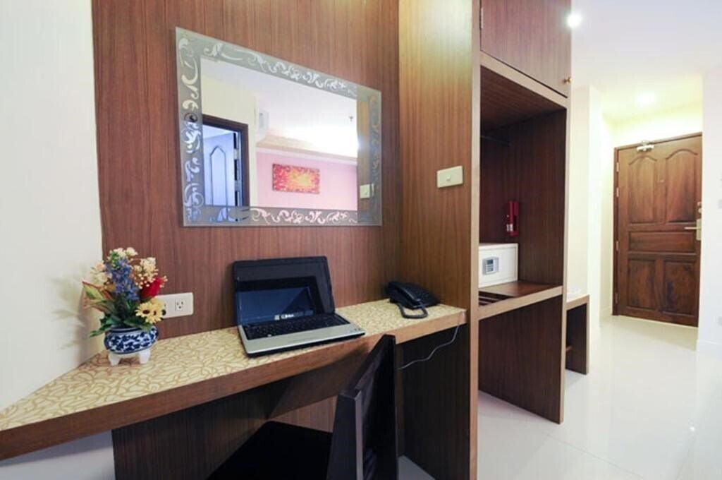 Изображение Royal Express Inn Bangkok 2*