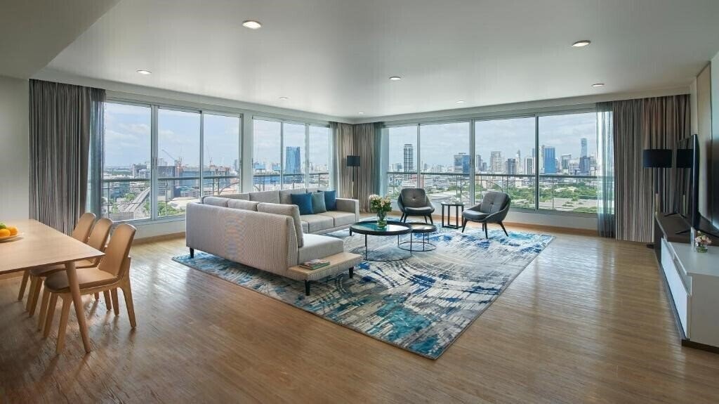 Somerset Lake Point 4* қонақ үйі