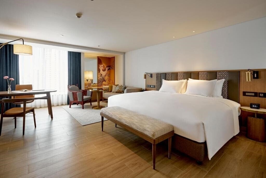 Фото Montien Bangkok 4*