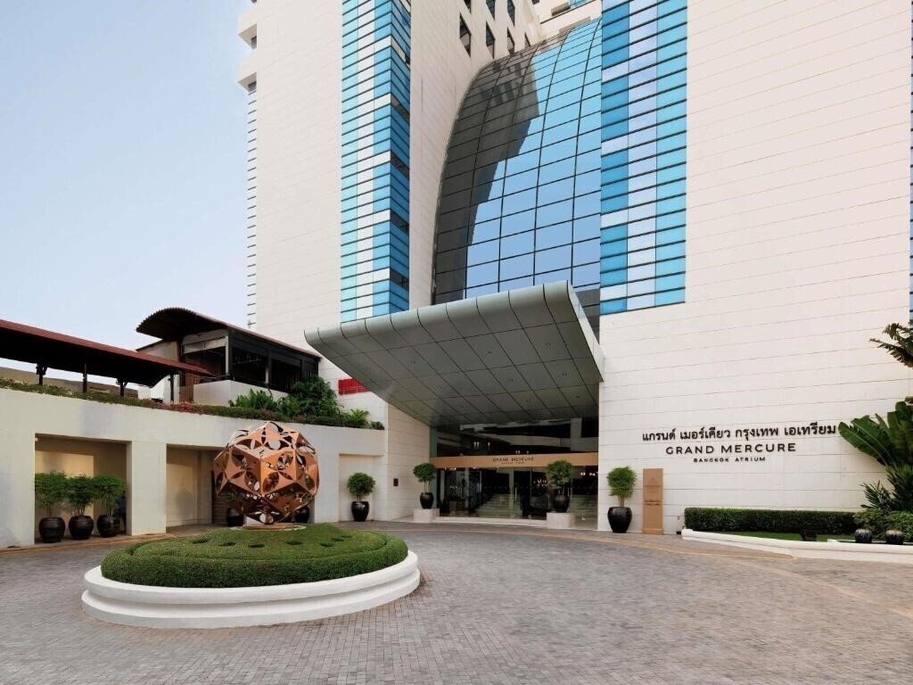 Фото Avani Atrium Hotel 4*