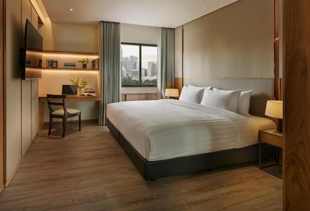 Bliston Suwan Parkview 4* фотосуреті