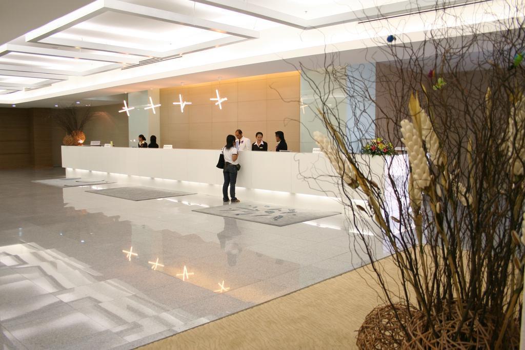 Отель Baiyke Suite 3*