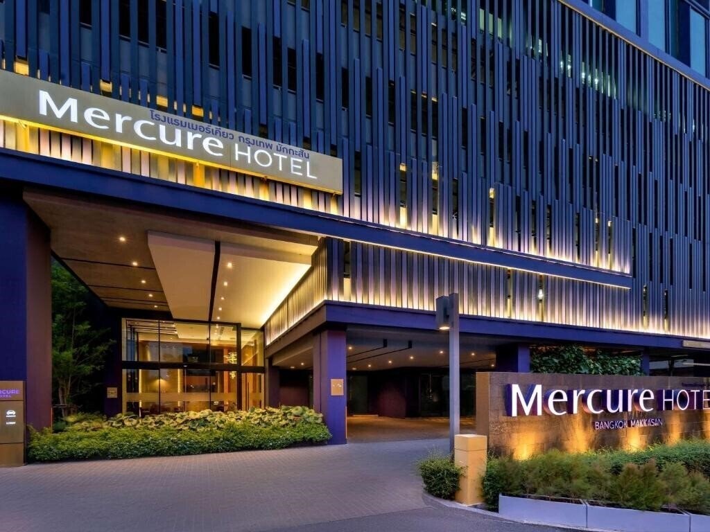 Отель Mercure Bangkok Makkasan 4*