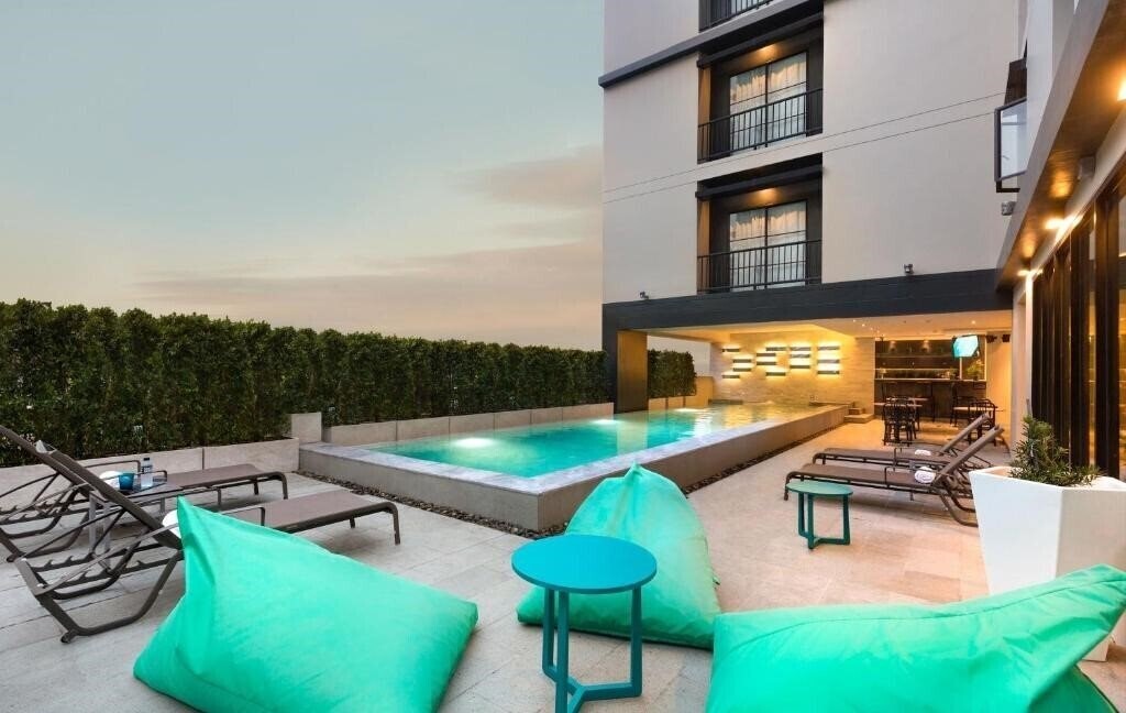 Фотография X2 Vibe Bangkok Sukhumvit Hotel 4*