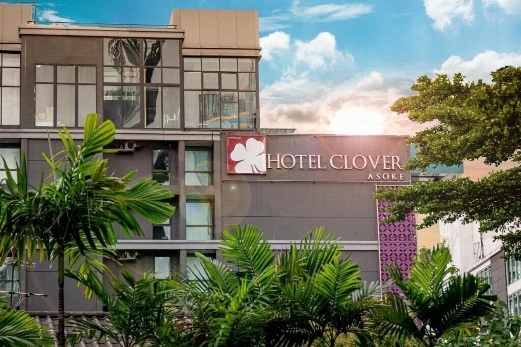 Hotel Clover Asoke 4* фотосуреті