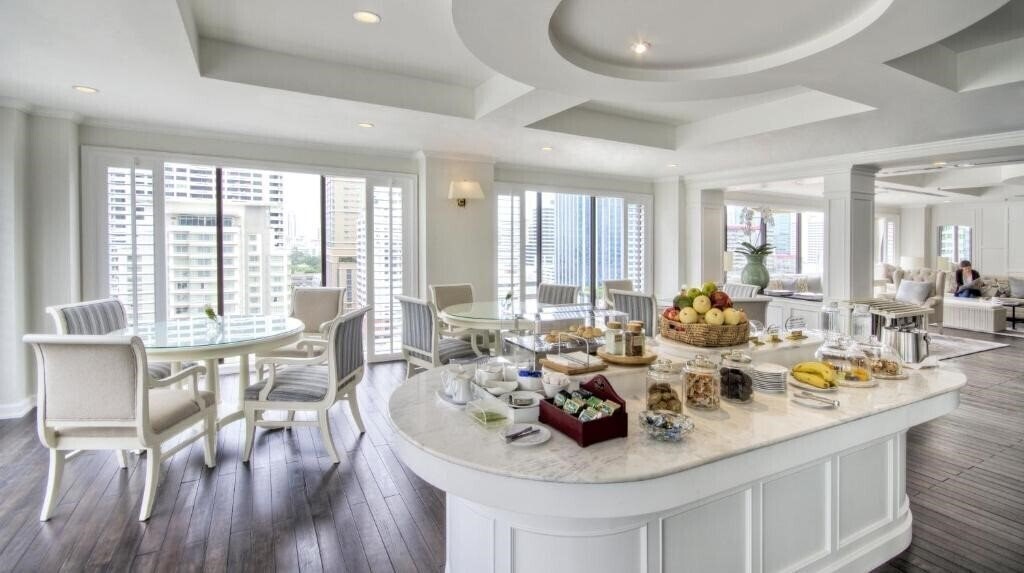 Cape House Bangkok 4* суреті