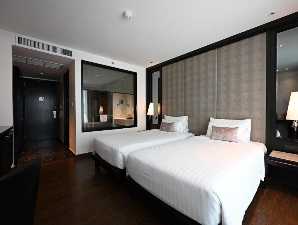 Movenpick Hotel Sukhumvit 15 Bangkok 5* фотосуреті