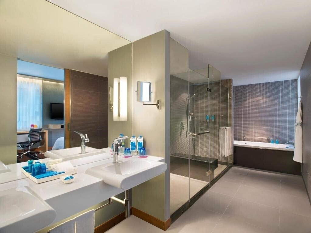Aloft Bangkok 4* суреті