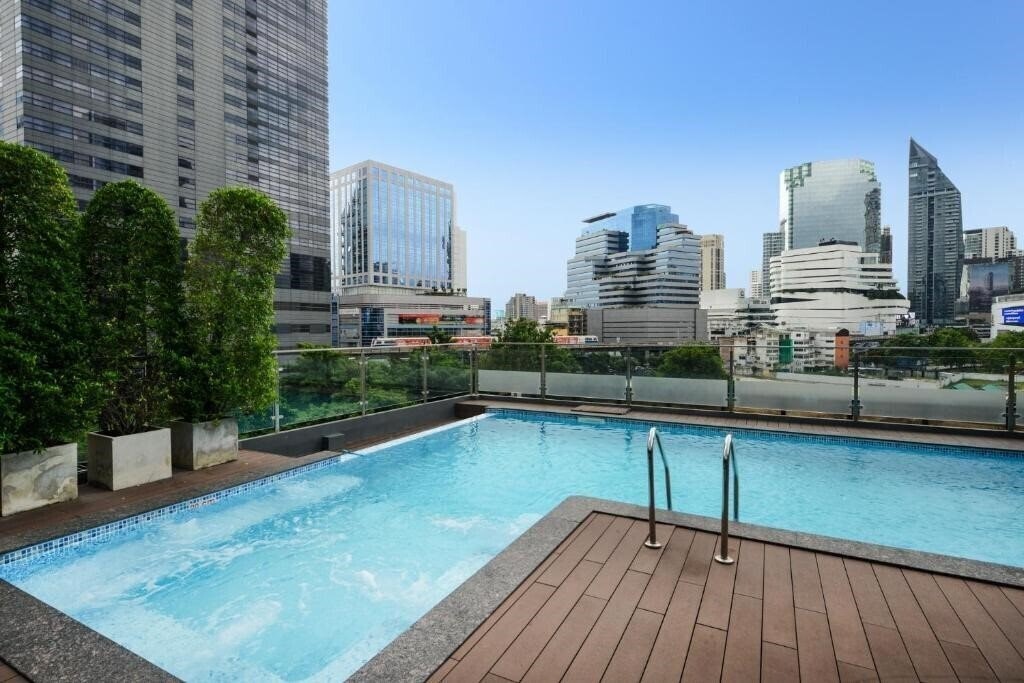 Отель Arawana Regency Park Sukhumvit (ex. Aspira Grand Regency Sukhumvit 22) 4*