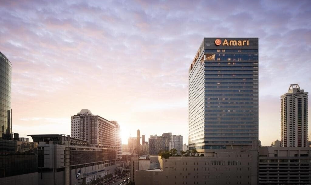 Отель Amari Watergate 5*