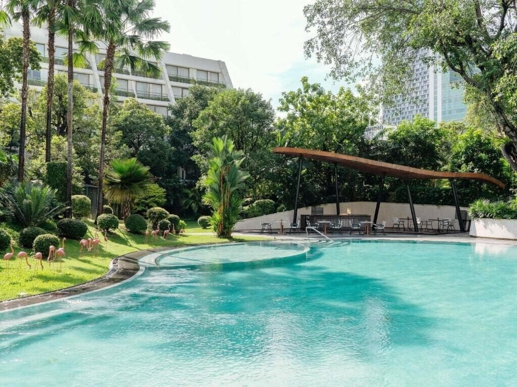 Отель Movenpick BDMS Wellness Resort 5*