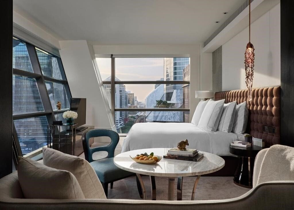 Rosewood Bangkok 5* суреті