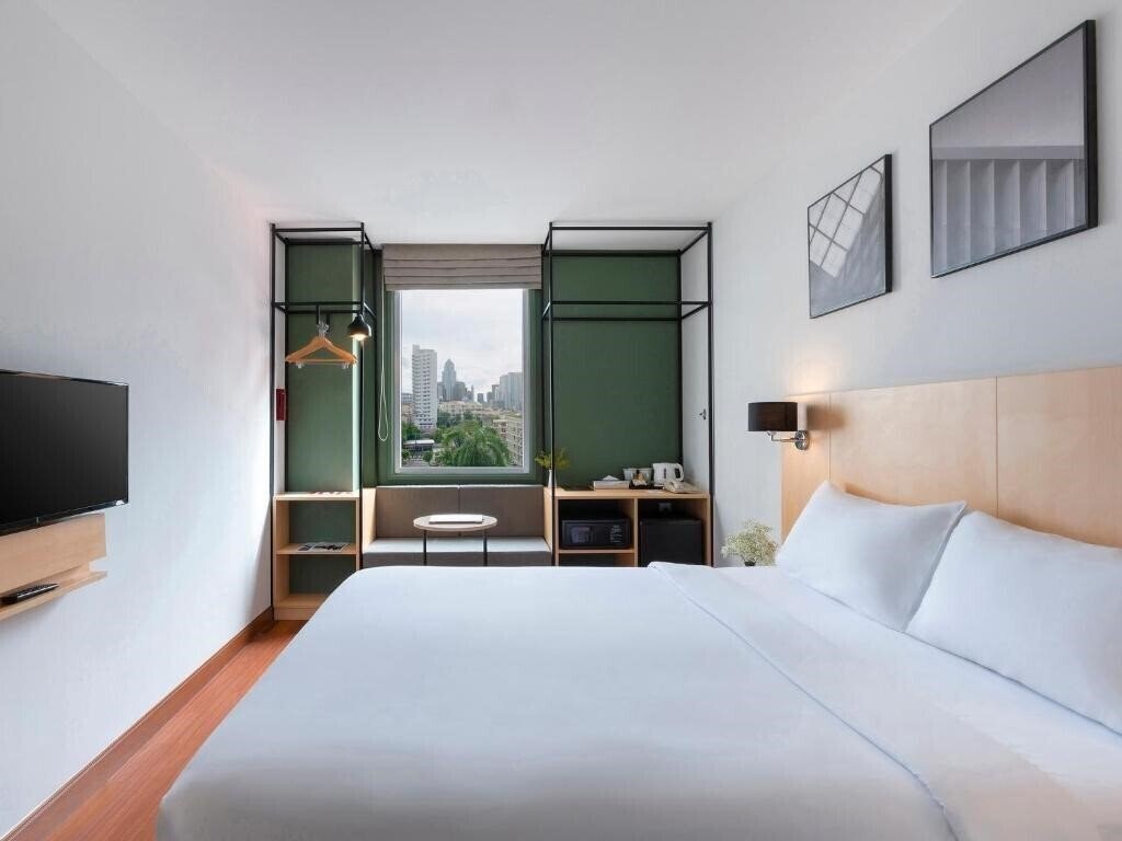 Ibis Sukhumvit Soi 4 3* суреті