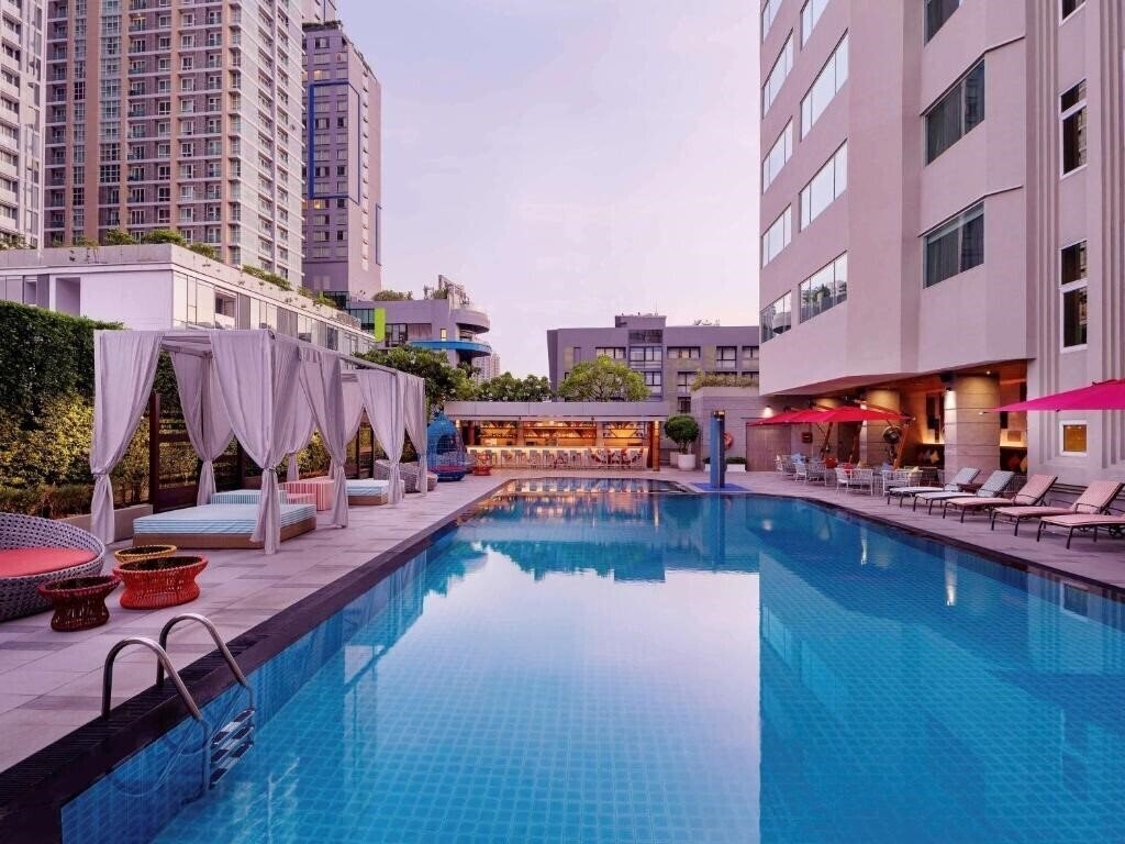 Mercure Bangkok Sukhumvit 11 4* фотосуреті