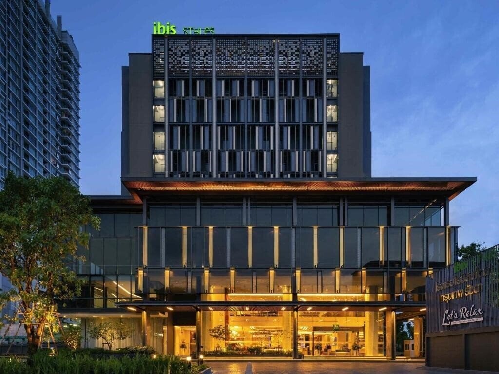 Отель Ibis Styles Bangkok Ratchada 3*