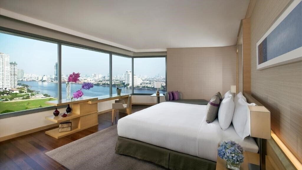 Фото Avani+ Riverside Bangkok Hotel 5*