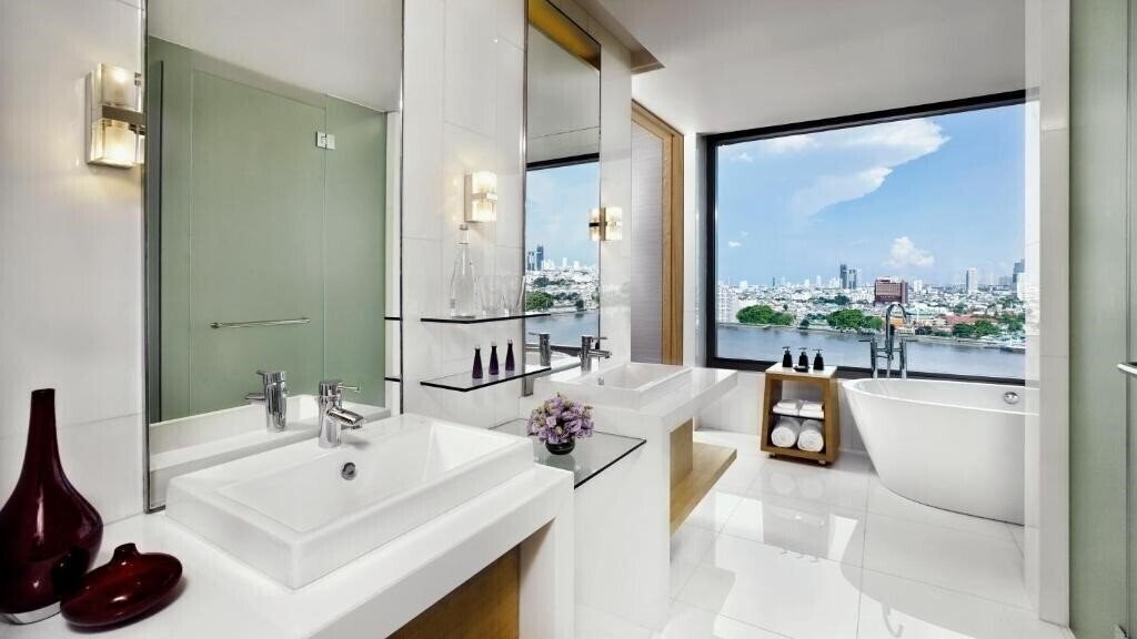 Фотография Avani+ Riverside Bangkok Hotel 5*