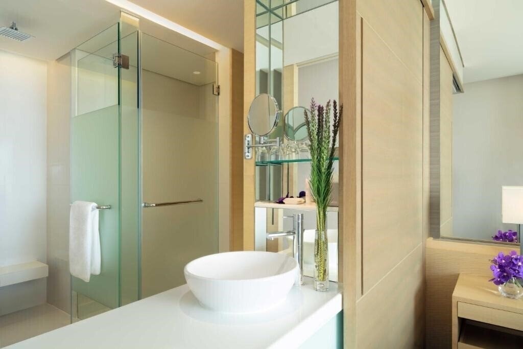 Картинка Avani+ Riverside Bangkok Hotel 5*