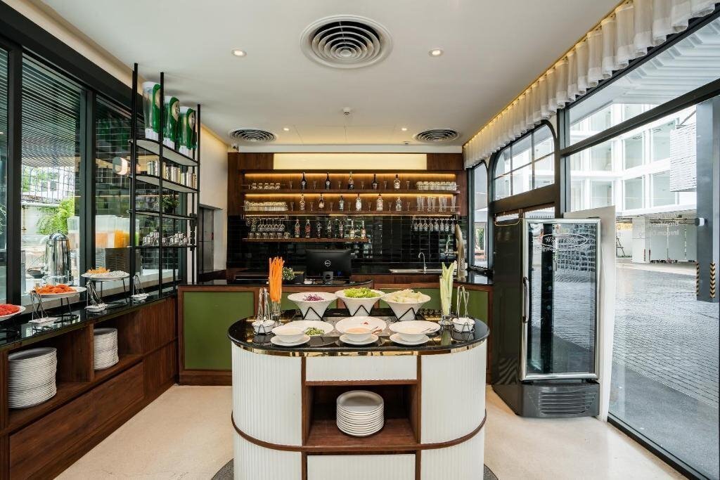 Hotel Amber Sukhumvit 85 3* фотосуреті