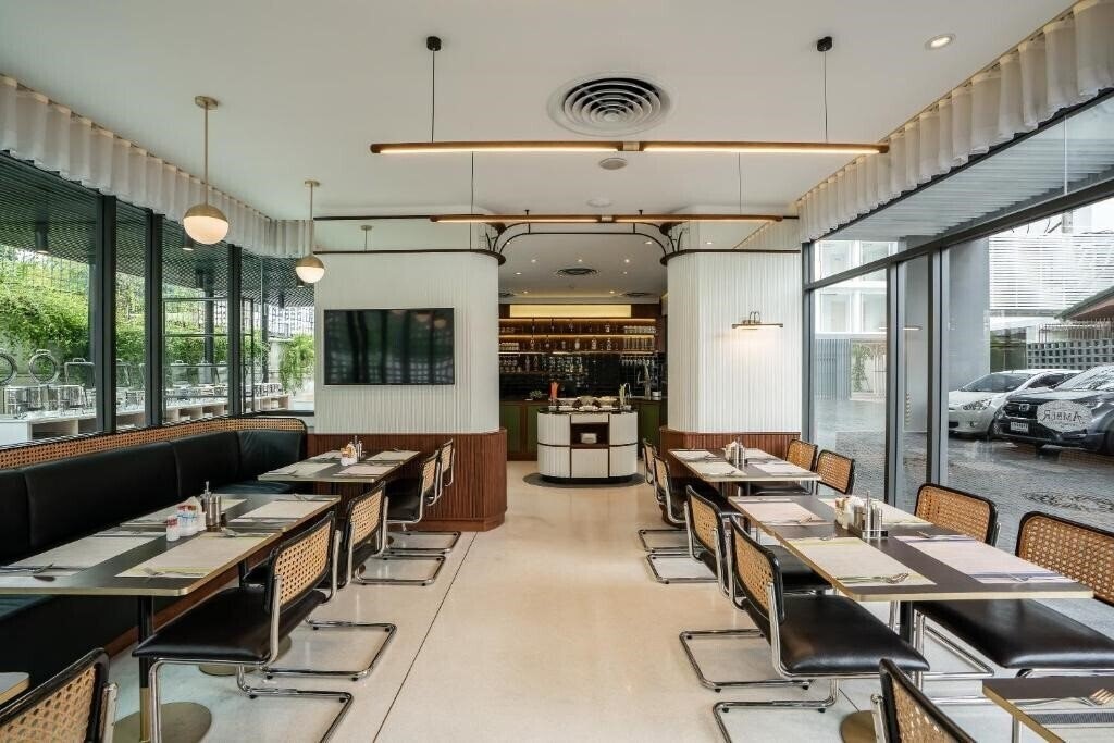 Картинка Hotel Amber Sukhumvit 85 3*