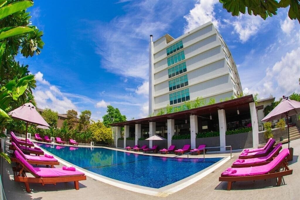 Отель Amaranth Suvarnabhumi Hotel 5*