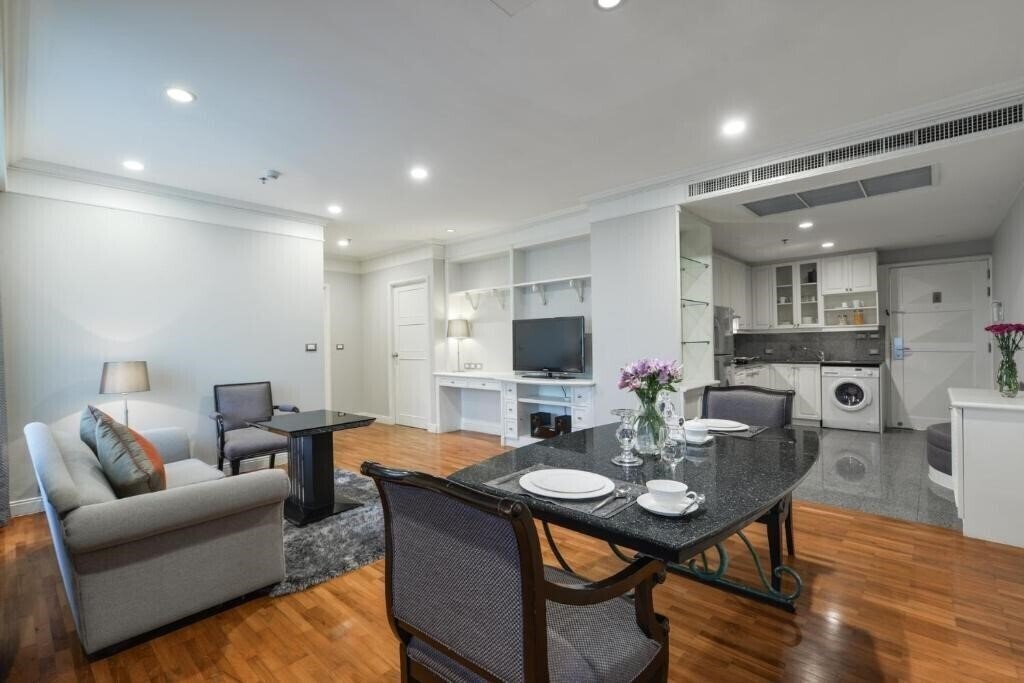 Centre Point Hotel Chidlom 4* суреті