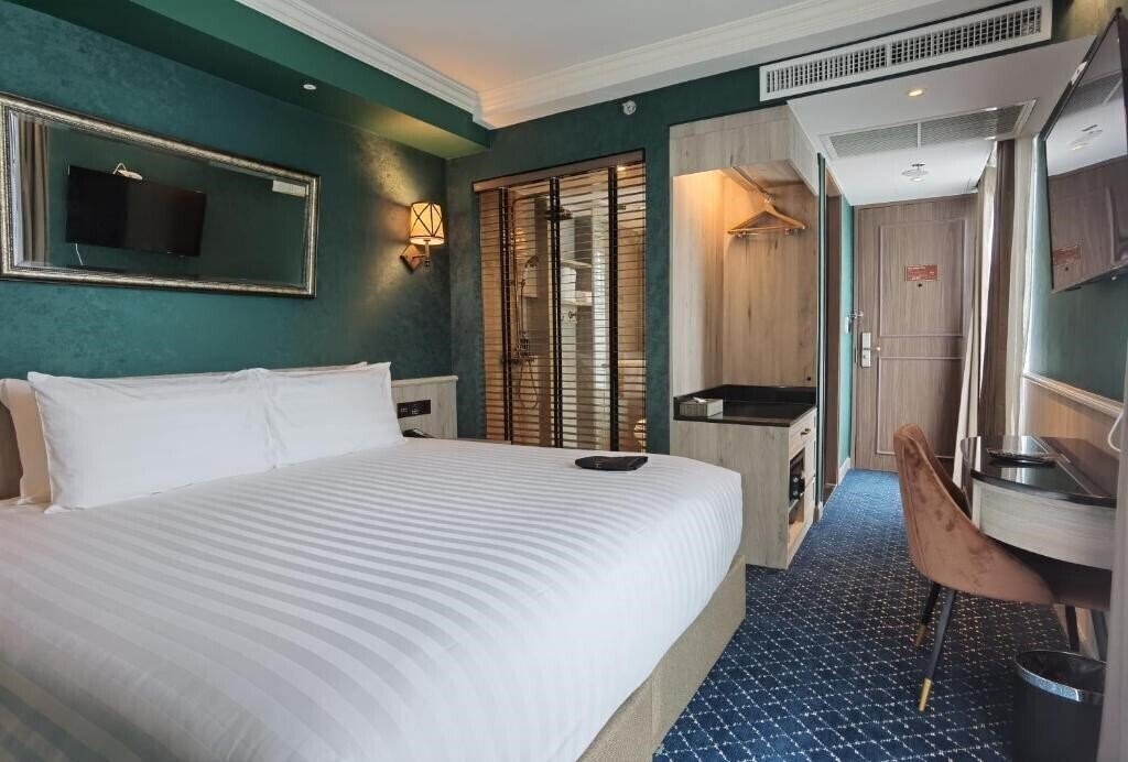 The Coach Boutique Hotel Sukhumvit 14 4* фотосуреті