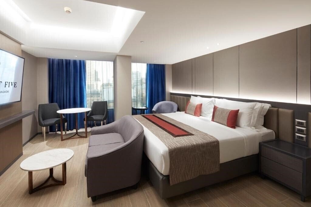 Отель Grace At Five By Grace Hotel 4*