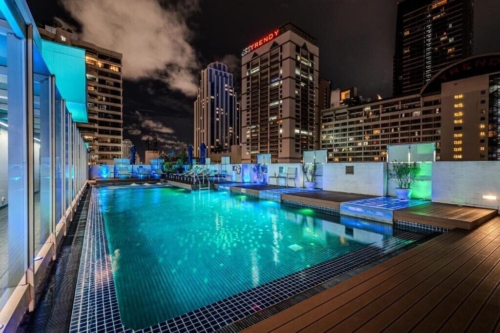 Night Hotel Bangkok 4* суреті