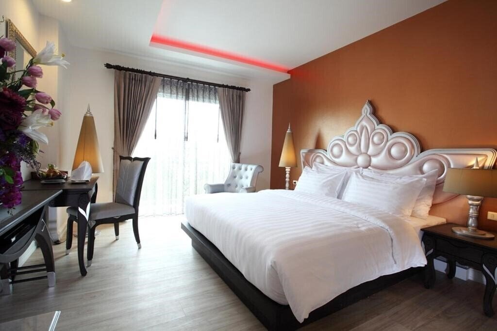 Отель Chillax Resort 4*