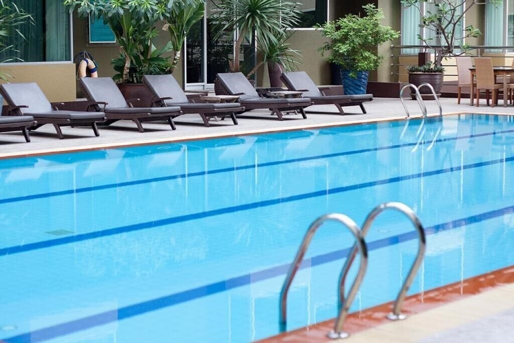 Изображение Dynasty Inn Grande 4*