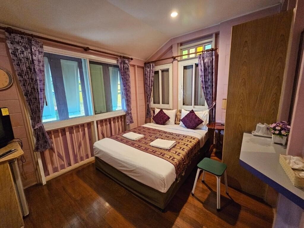Samsen Sam Place 3* суреті