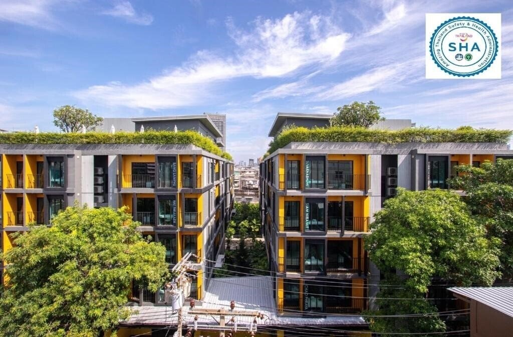 Отель Isanook Bangkok 3*