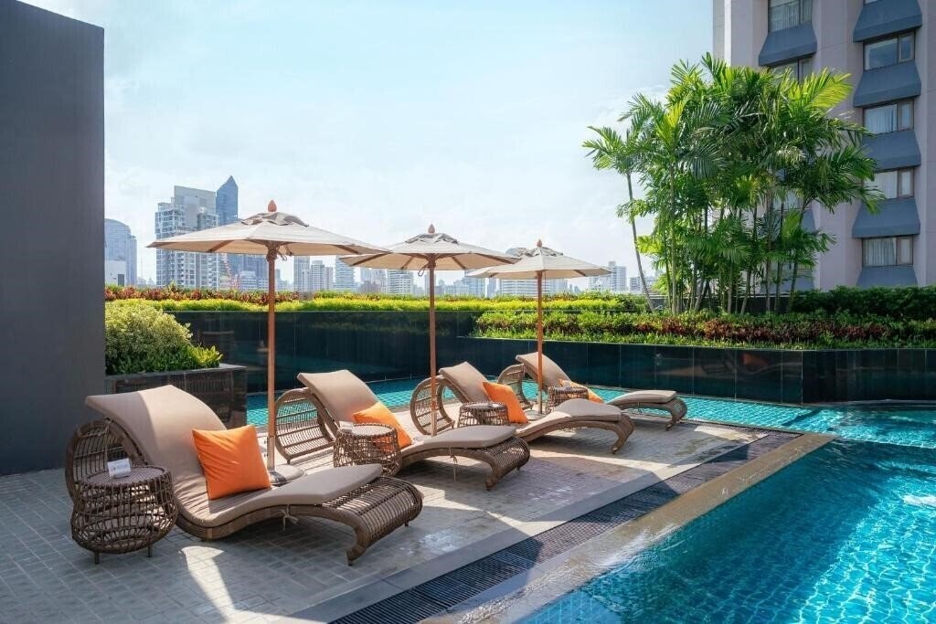 Отель Hotel Nikko Bangkok 5*