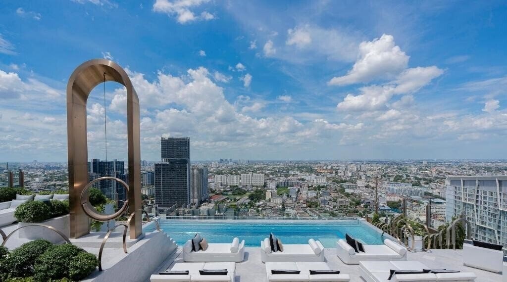 Отель Innside by Melia Bangkok Sukhumvit 4*