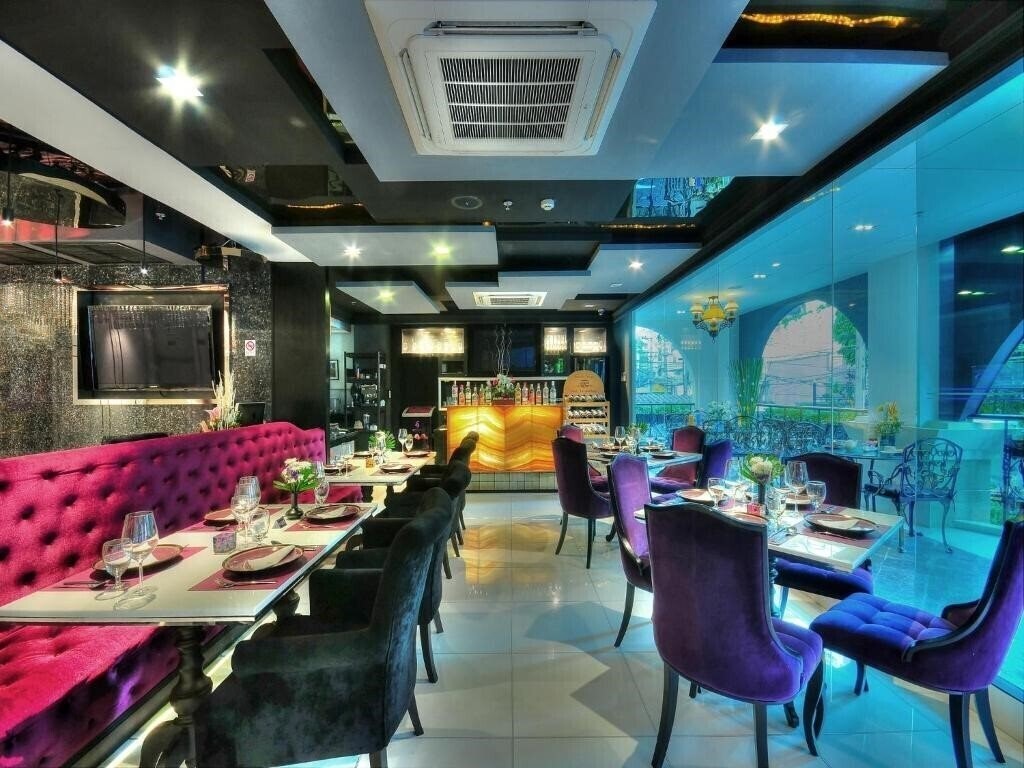 Фото Aspira Skyy Sukhumvit 1 4*