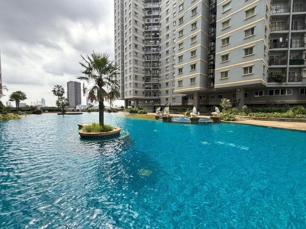 The Narathiwas Residence Sathorn 4* фотосуреті