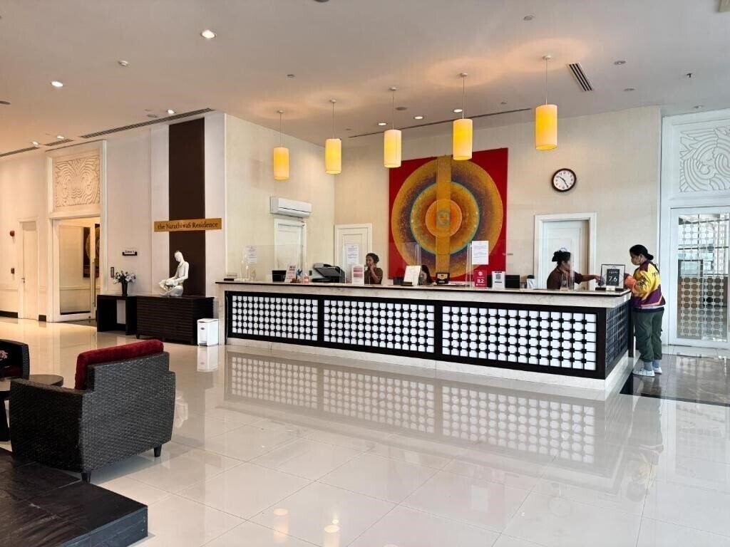 The Narathiwas Residence Sathorn 4* суреті