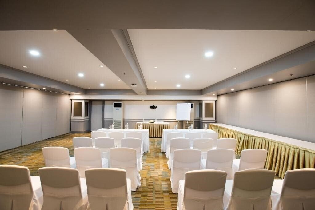 Картинка Imm Hotel Ladprao Bangkapi Bangkok 4*